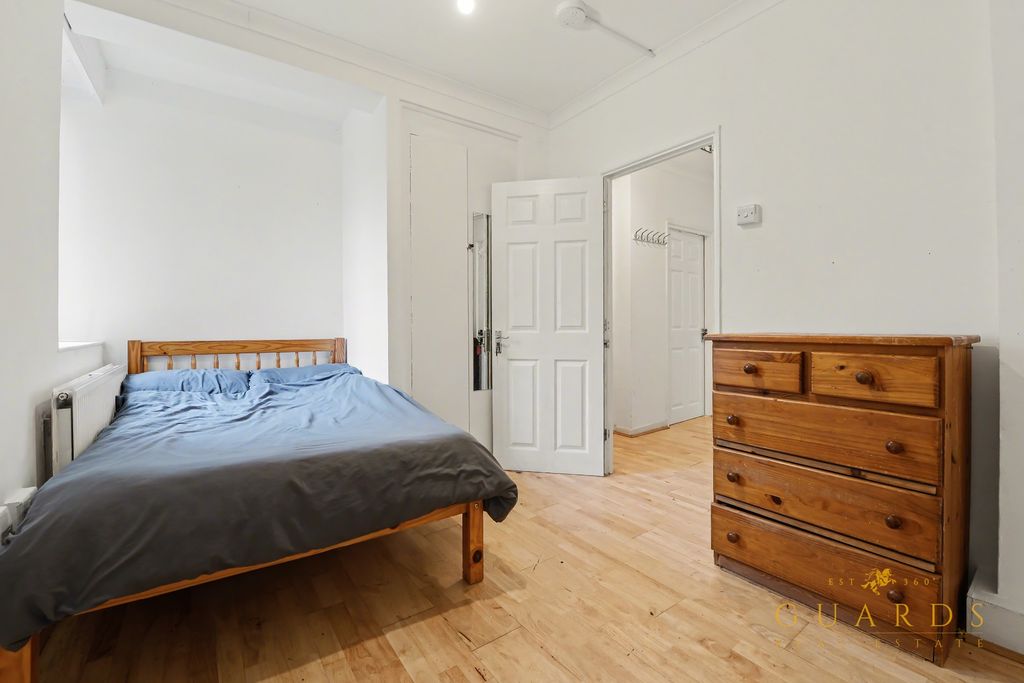 Additional image 7 of 2 bed flat for saleFlat, Strang House, Britannia Row, London N1