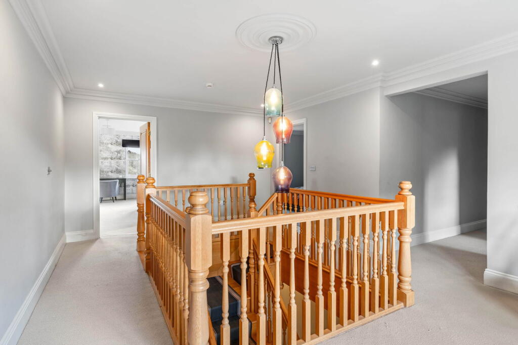 Additional image 40 of Pottersheath Road, Welwyn, AL6 9SY