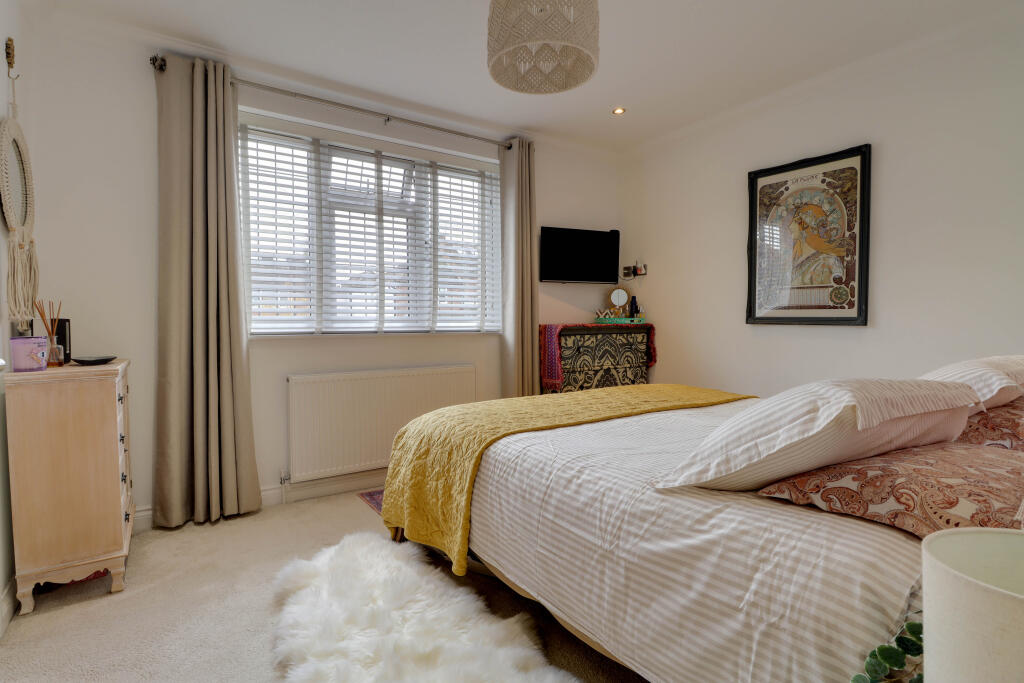 Additional image 7 of Holly Walk, Harpenden, Hertfordshire, AL5