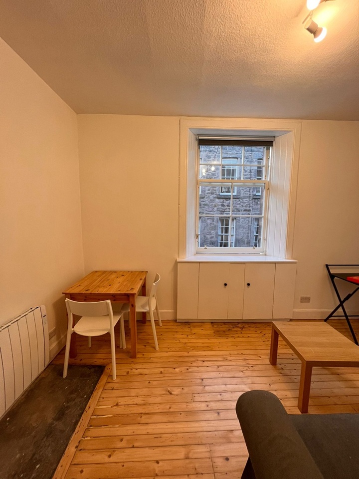 1 Bed Flat, St Marys St, EH1, N1 7GU photo 3