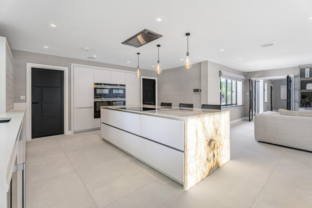 Additional image 3 of Orchard Road, Tewin, Welwyn, AL6