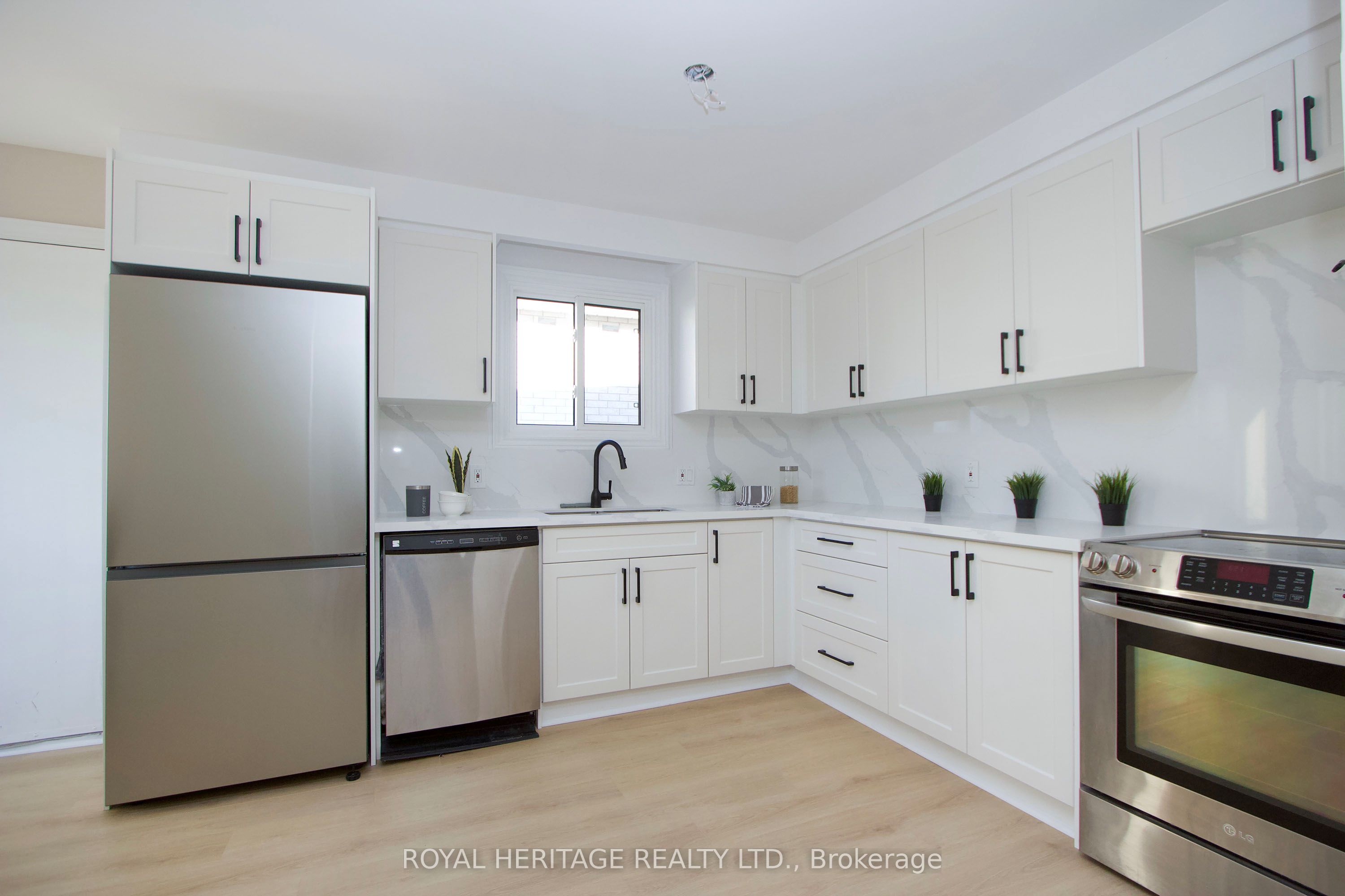 77 Devondale Street, Clarington, ON, L1E 2A1 photo 5