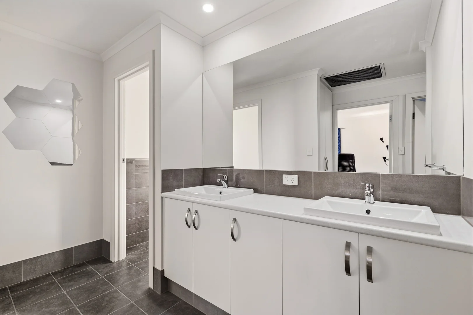 Additional image 15 of 67 Heysen Crescent, West Lakes Shore SA 5020