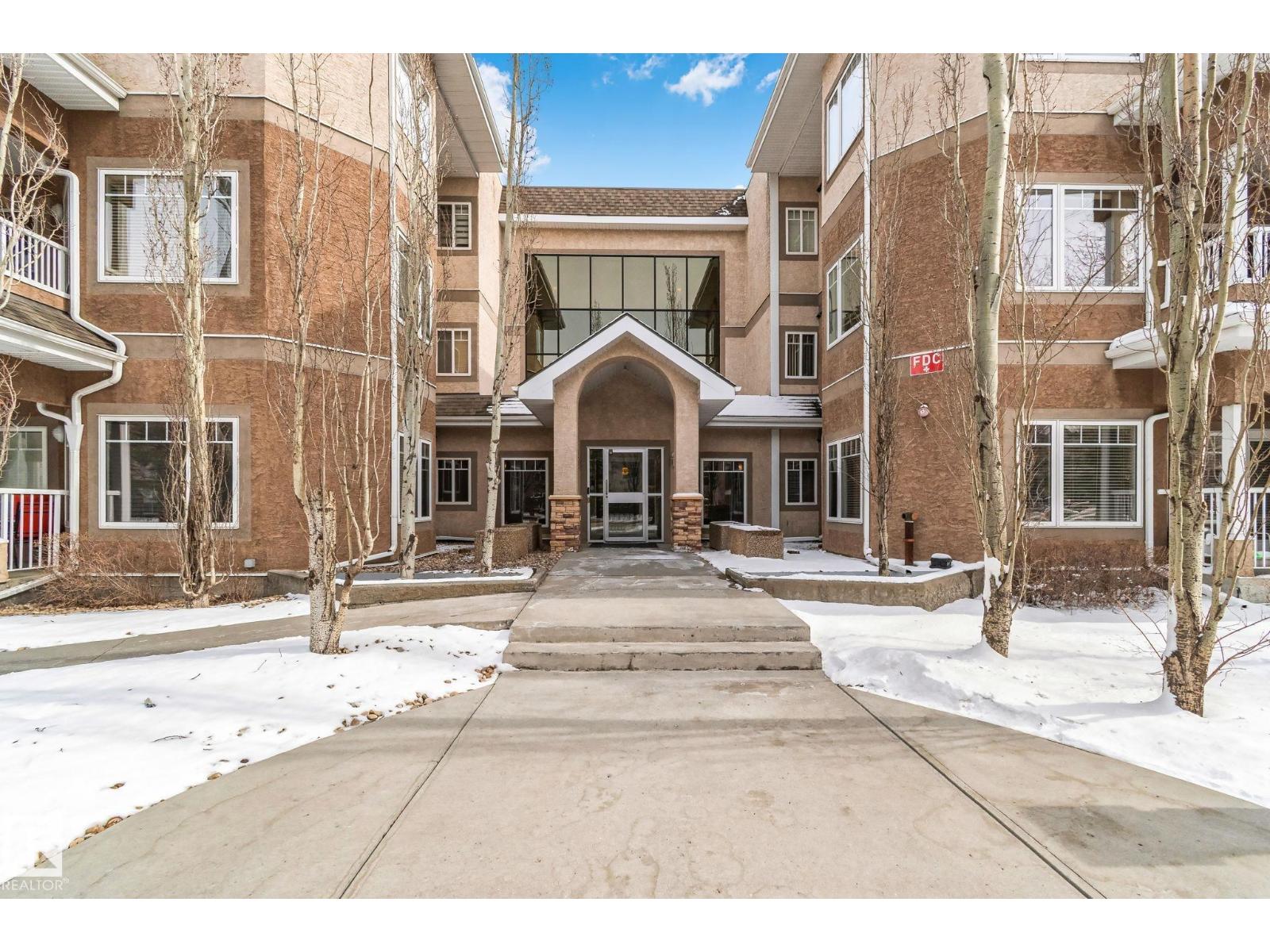 120-8931 156 Street NW, Edmonton, AB, T5R1Y6