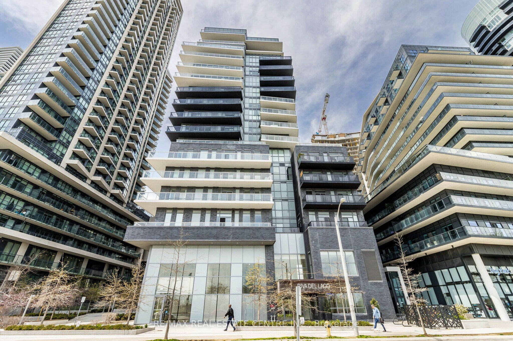 207-110 Marine Parade Drive, Toronto, ON, M8V 4G1