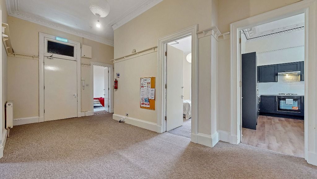 Additional image 6 of 5 bed flat for saleSouthpark Avenue, Hillhead, Glasgow G12