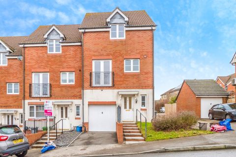 Cottingham Drive, Pontprennau, Cardiff CF23