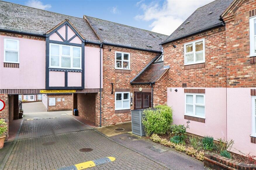 Sun Lane, Harpenden, AL5