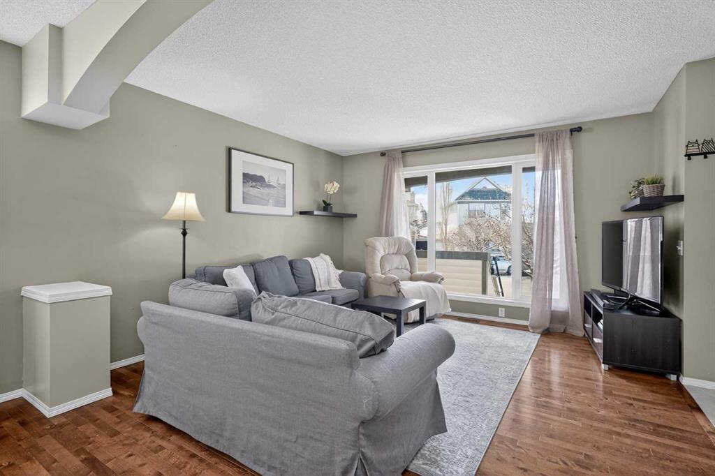 Additional image 5 of 20 Inverness Grove SE, Calgary, AB, T2Z3E6