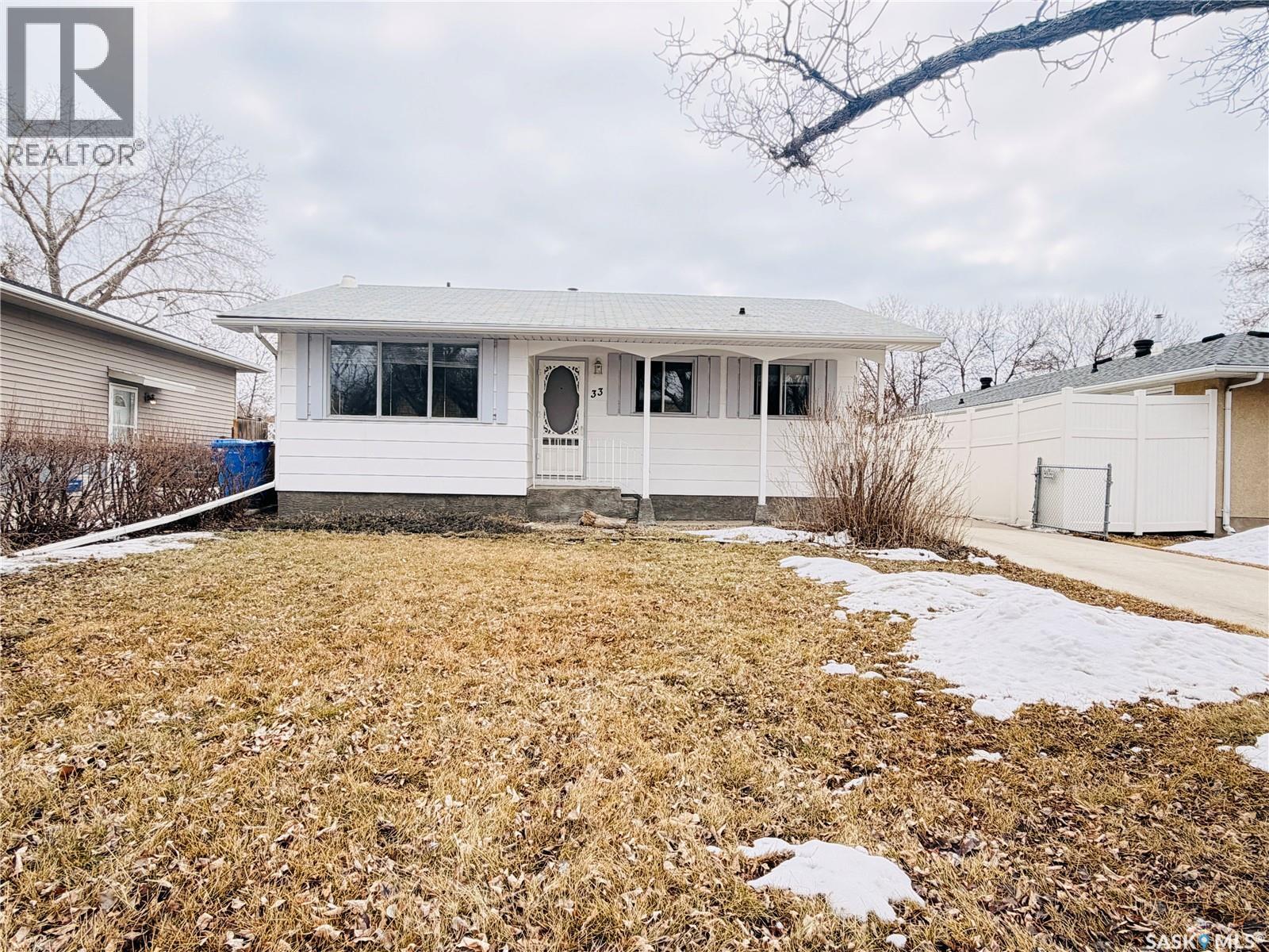 33 Willowview Street, Regina, SK, S4R5K2