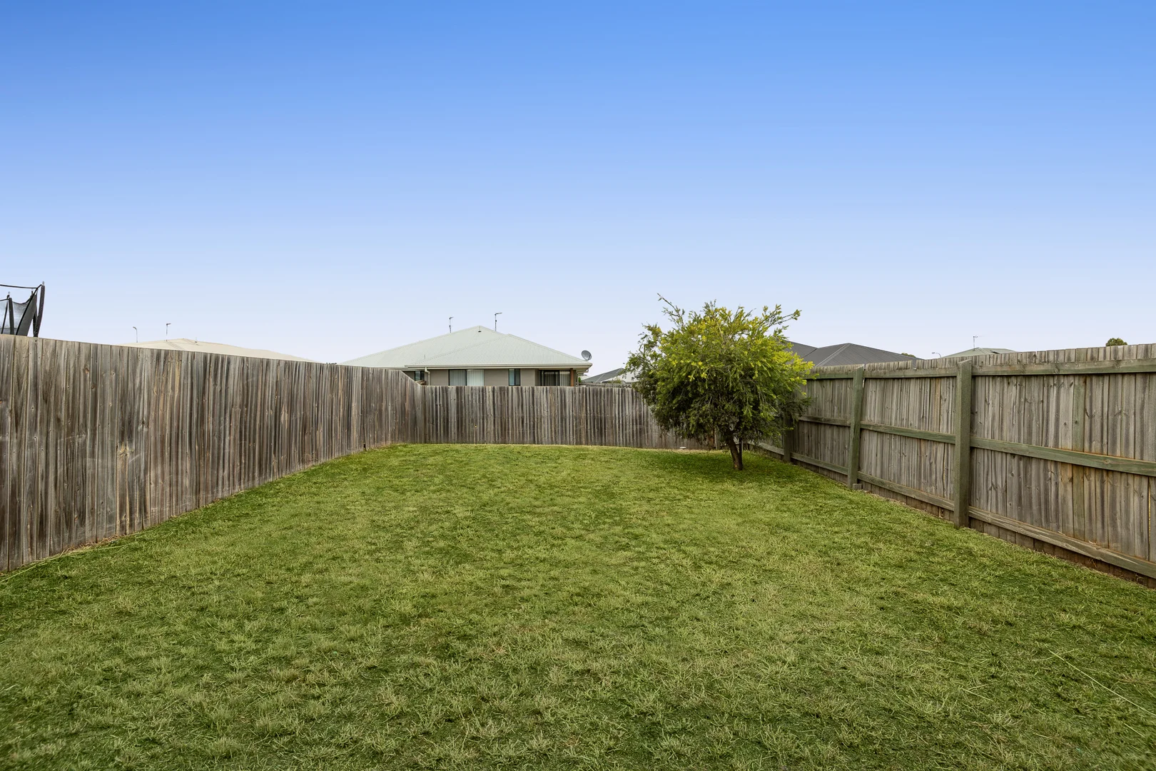 Additional image 17 of 1 & 2/29 Myrtleford Crescent, Cambooya QLD 4358
