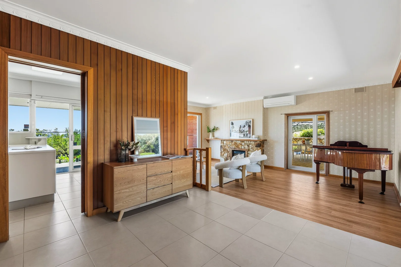 2 Adare Walk, Bellevue Heights SA 5050 photo 4