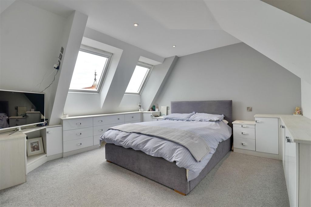 Additional image 15 of 2 bed flat for saleSt. Helens Parade, Southsea PO4