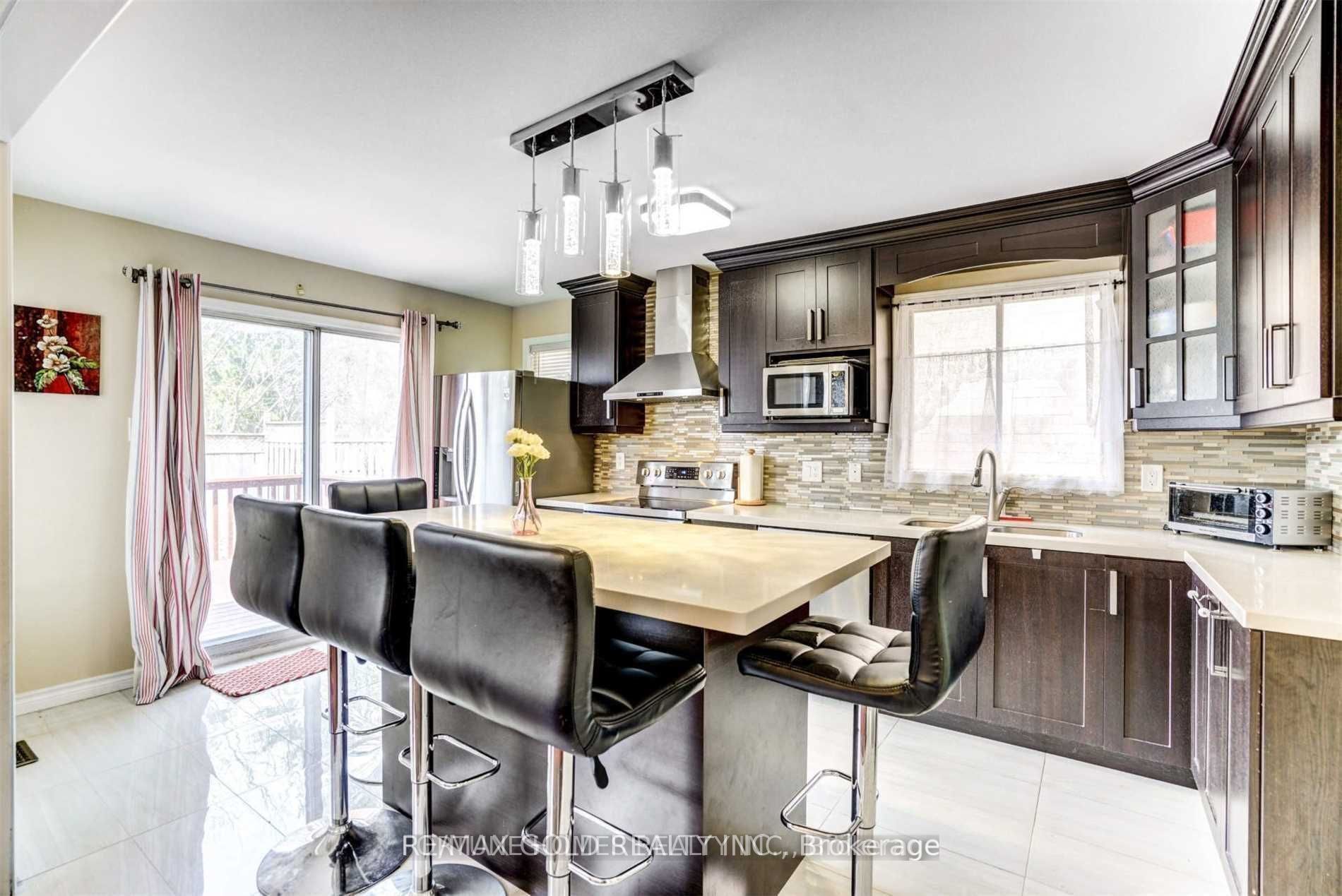 Additional image 3 of Upper-36 Candy Crescent, Brampton, ON, L6X 3Z7