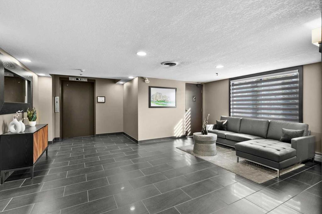 Additional image 6 of 302-320 Meredith Road NE, Calgary, AB, T2E 5A6