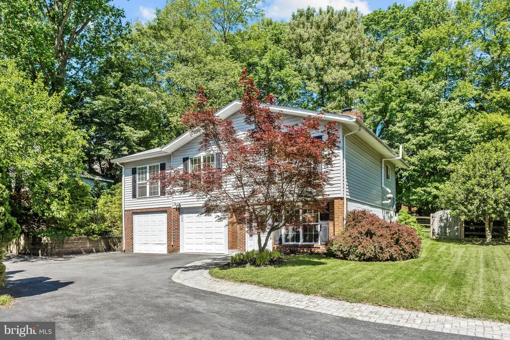 8380 Lark Brown Road, Columbia, MD 21045
