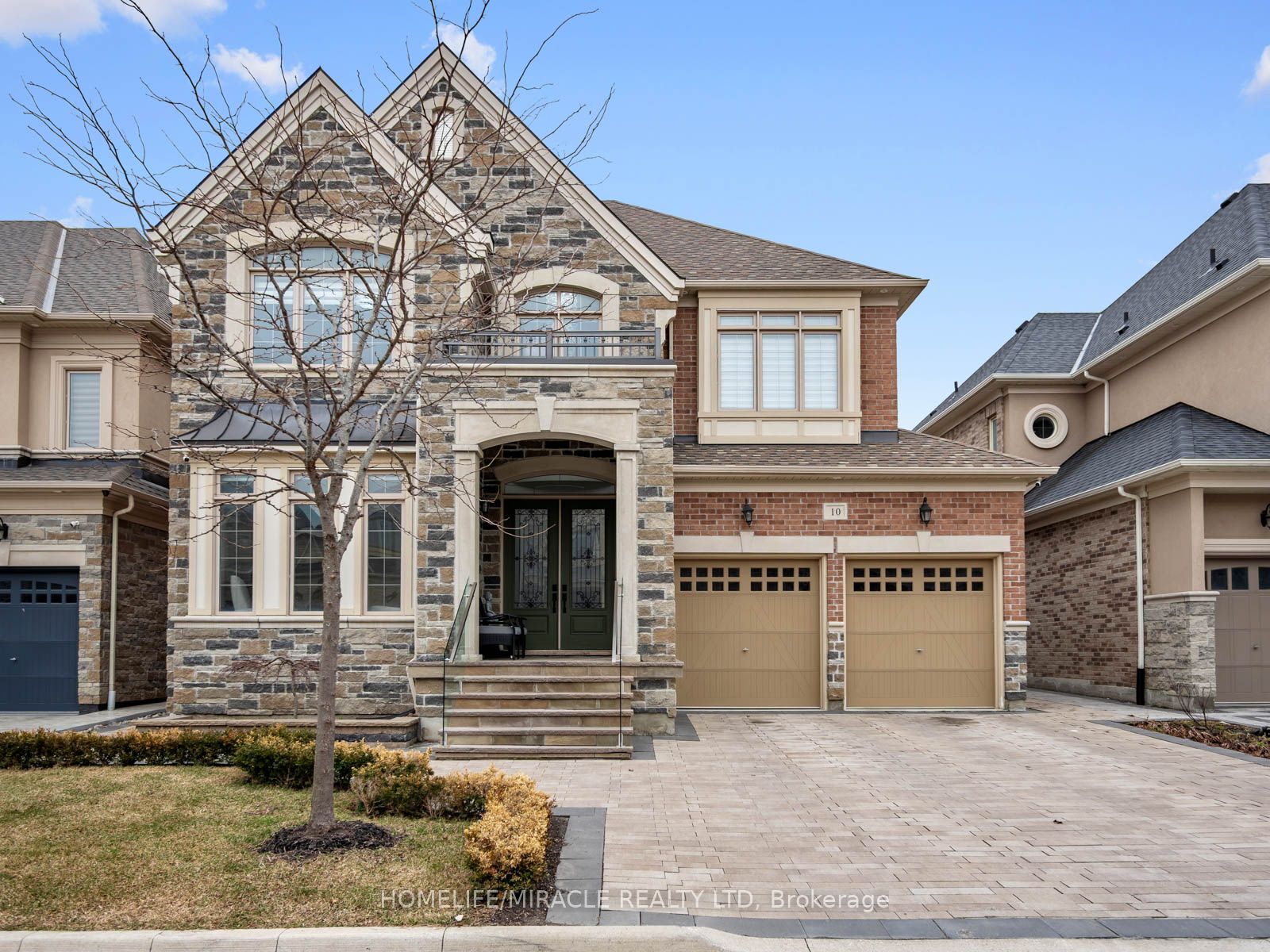 Additional image 3 of 10 Erintown Crescent, Brampton, ON, L6P 4H2