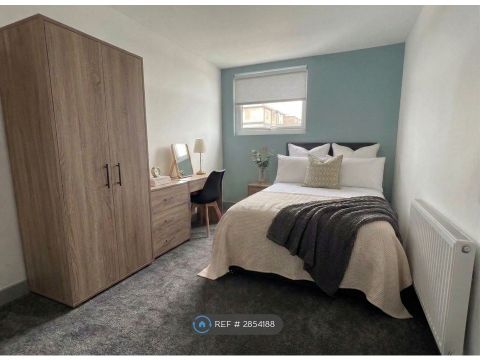 Percival Road, Portsmouth PO2, Room to rent