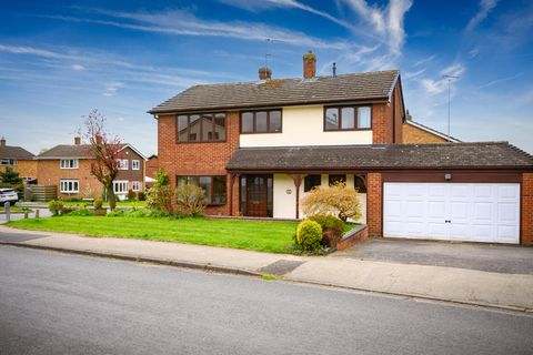 Raven Cragg Road, Earlsdon, - No Onwards Chain CV5