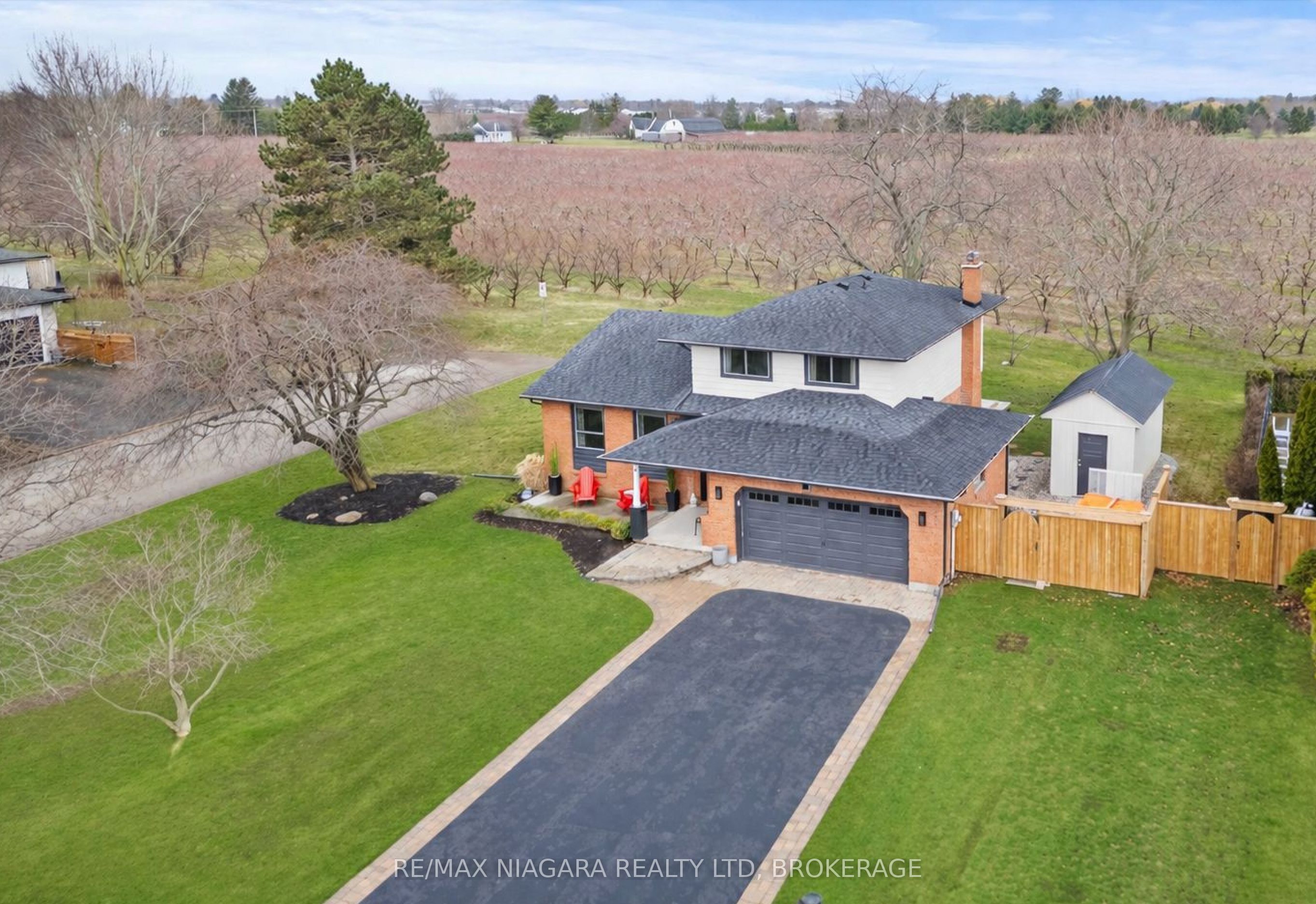 7 Garrison Village Drive, Niagara-on-the-lake, ON, L0S 1J0