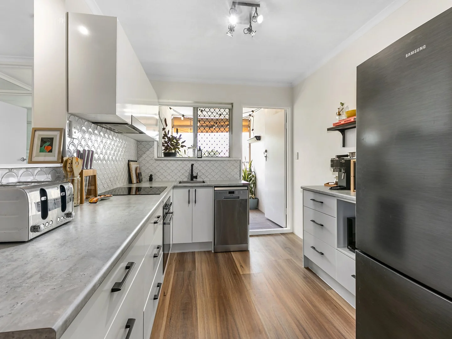2/59 College Street, Hamilton QLD 4007