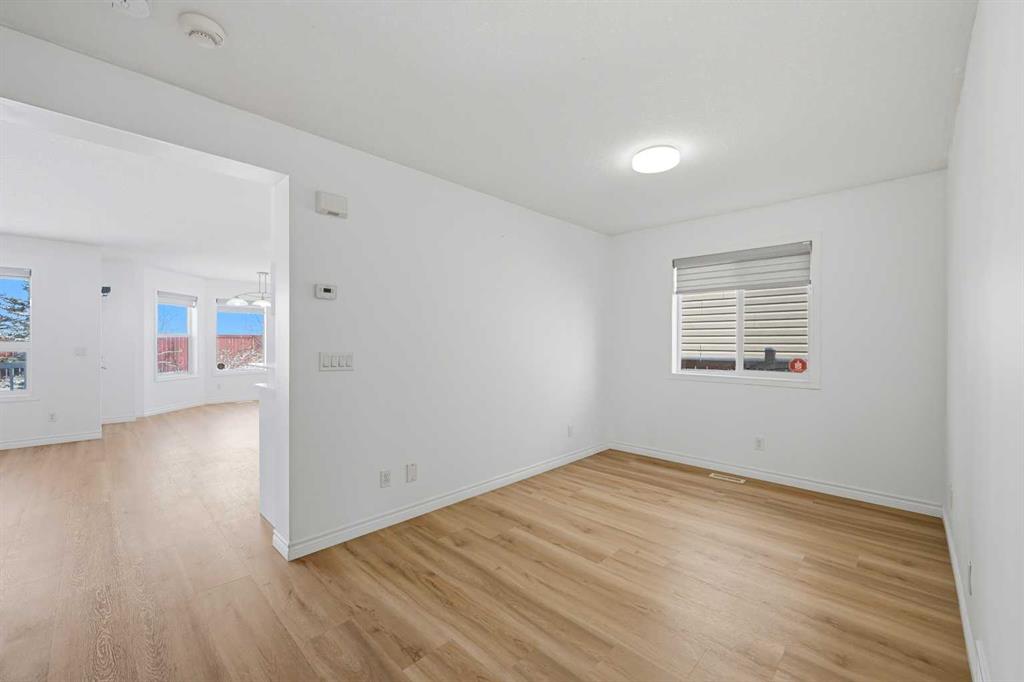 Additional image 2 of 165 Saddlecrest Way NE, Calgary, AB, T3J 5N1
