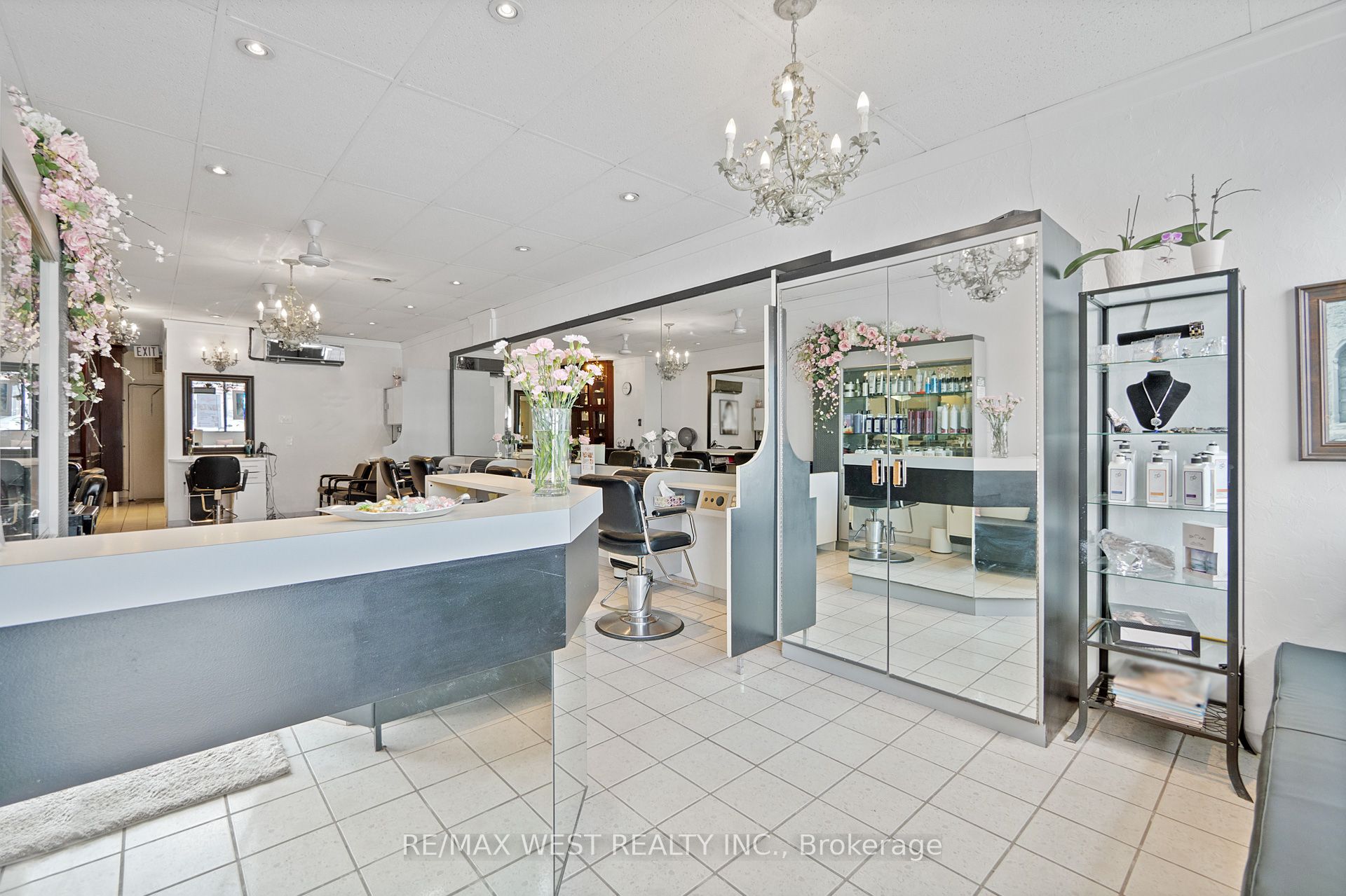 Additional image 5 of 578 Marlee Avenue, Toronto, ON, M6B 3J5