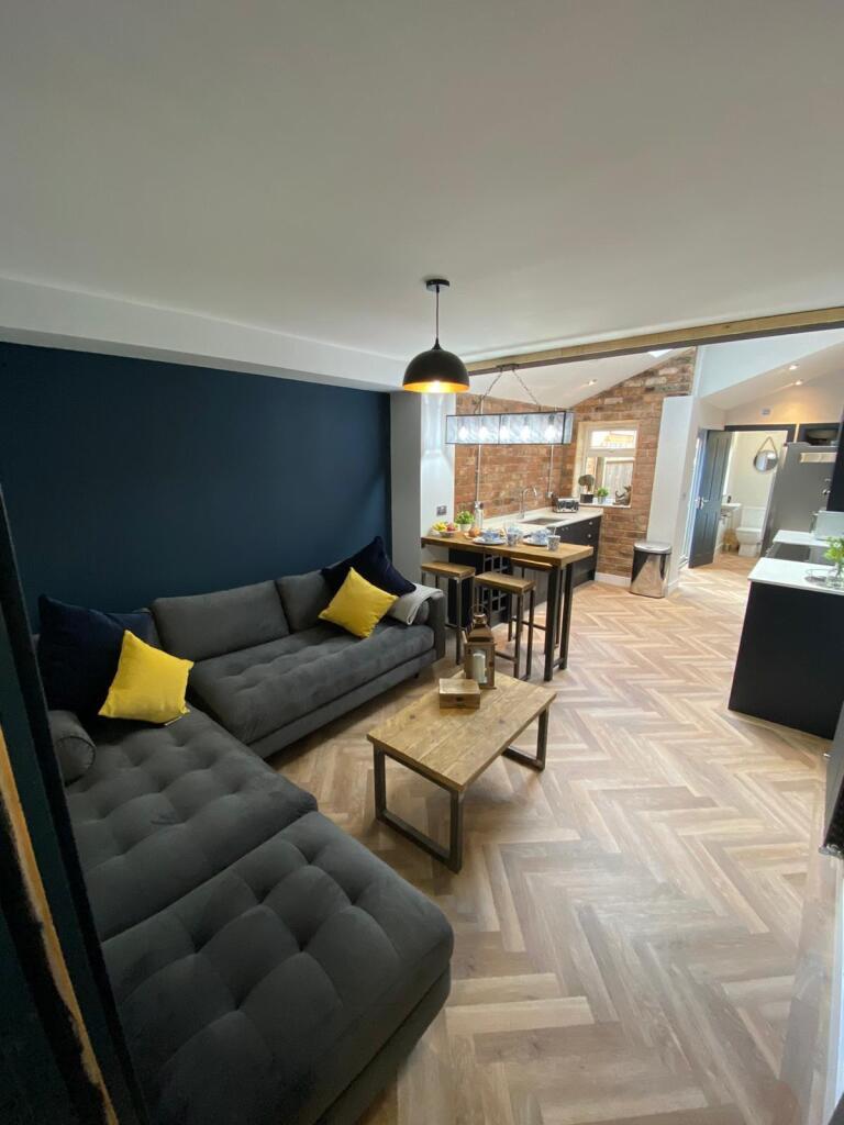 Daisy Road, Birmingham, B16