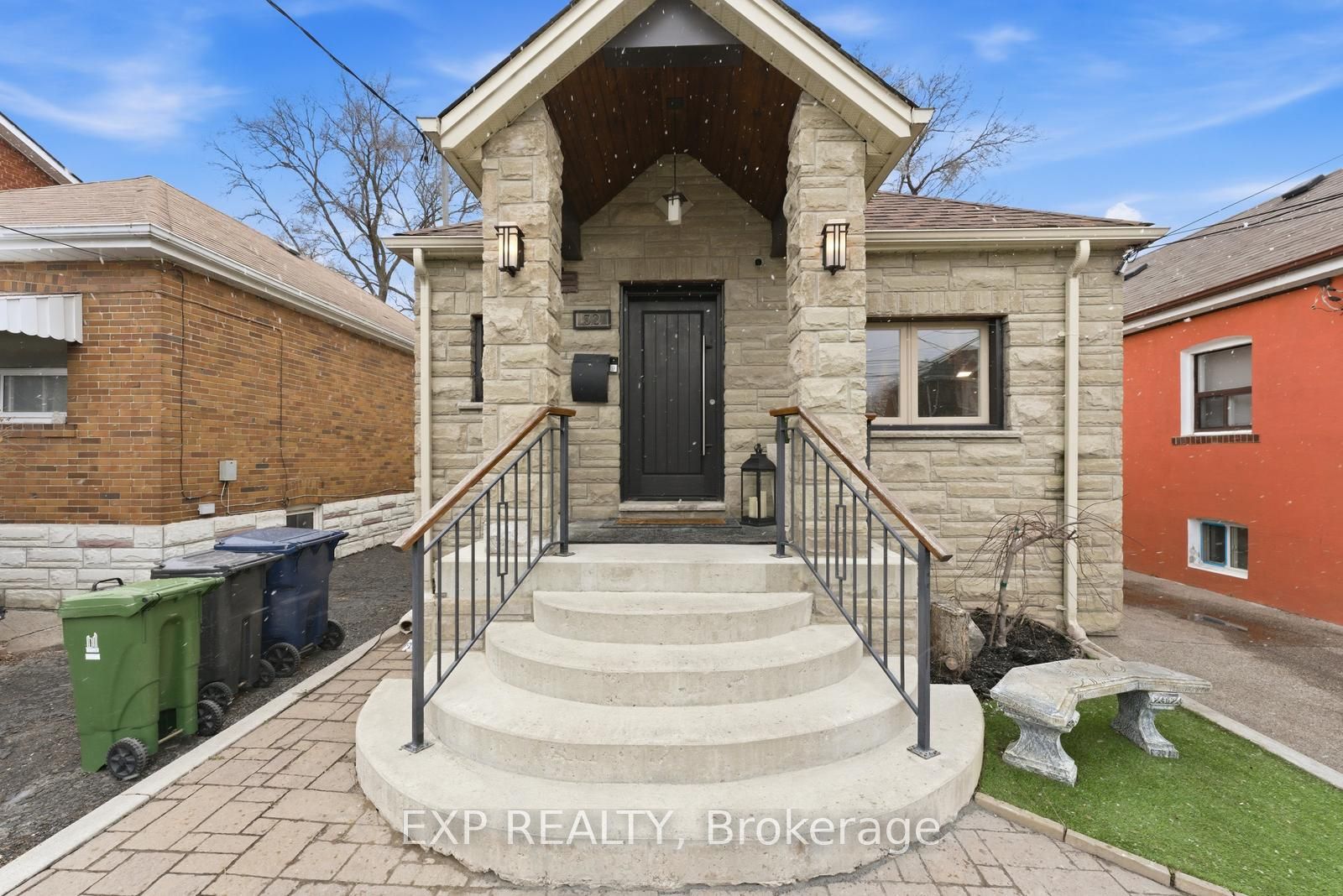 Additional image 3 of 32 Victoria Boulevard, Toronto, ON, M6M 2C1