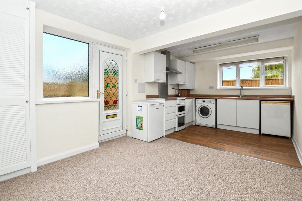 Additional image 8 of High Street, London Colney, AL2