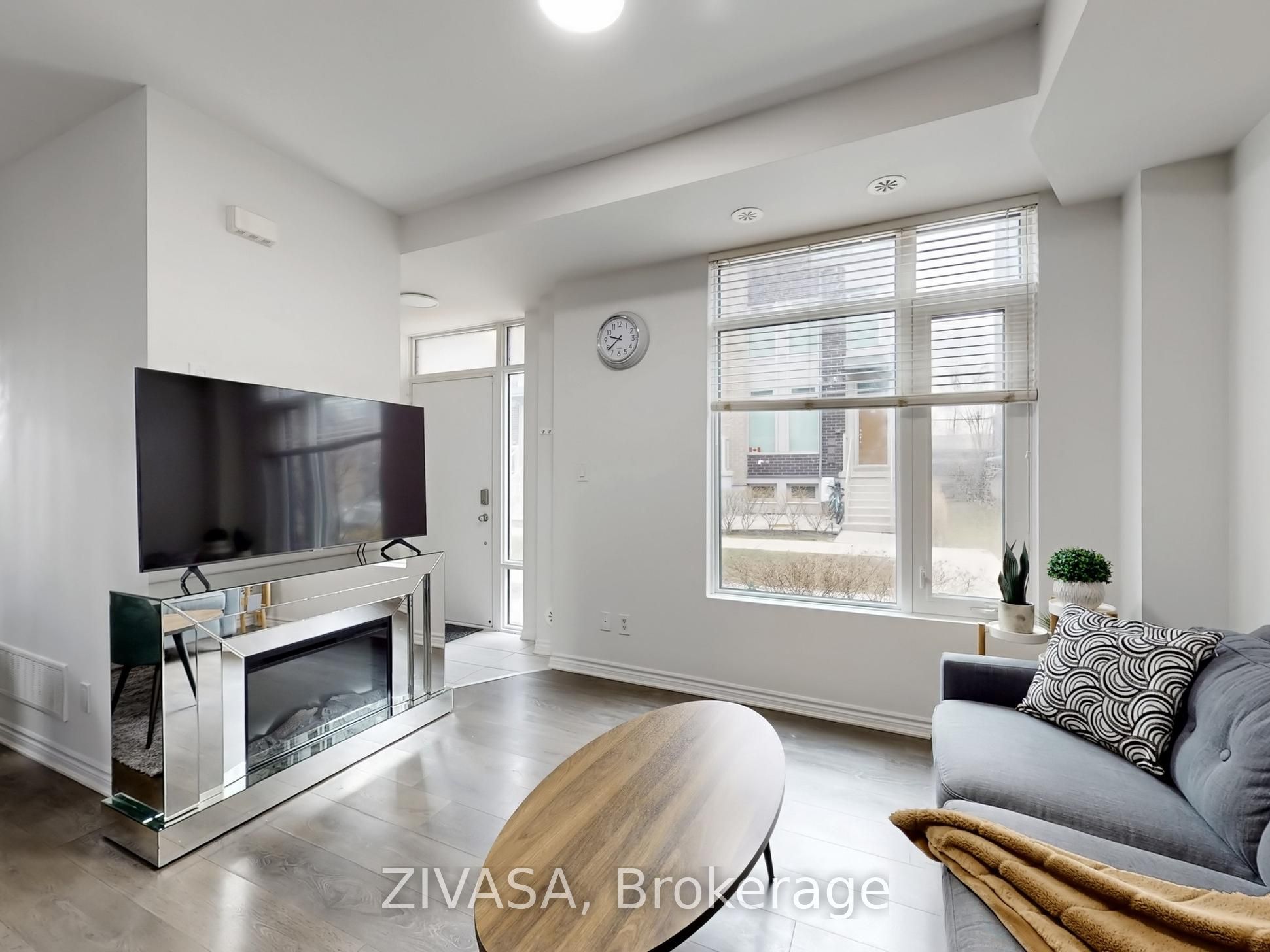 Additional image 3 of 92-15 Applewood Lane, Toronto, ON, M9C 2Z7