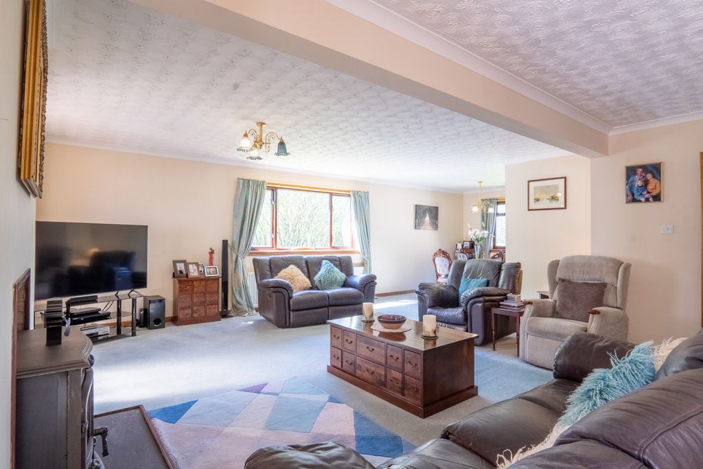Additional image 2 of 6 bed detached house for saleMuir Of Balnagowan, Inverness IV2