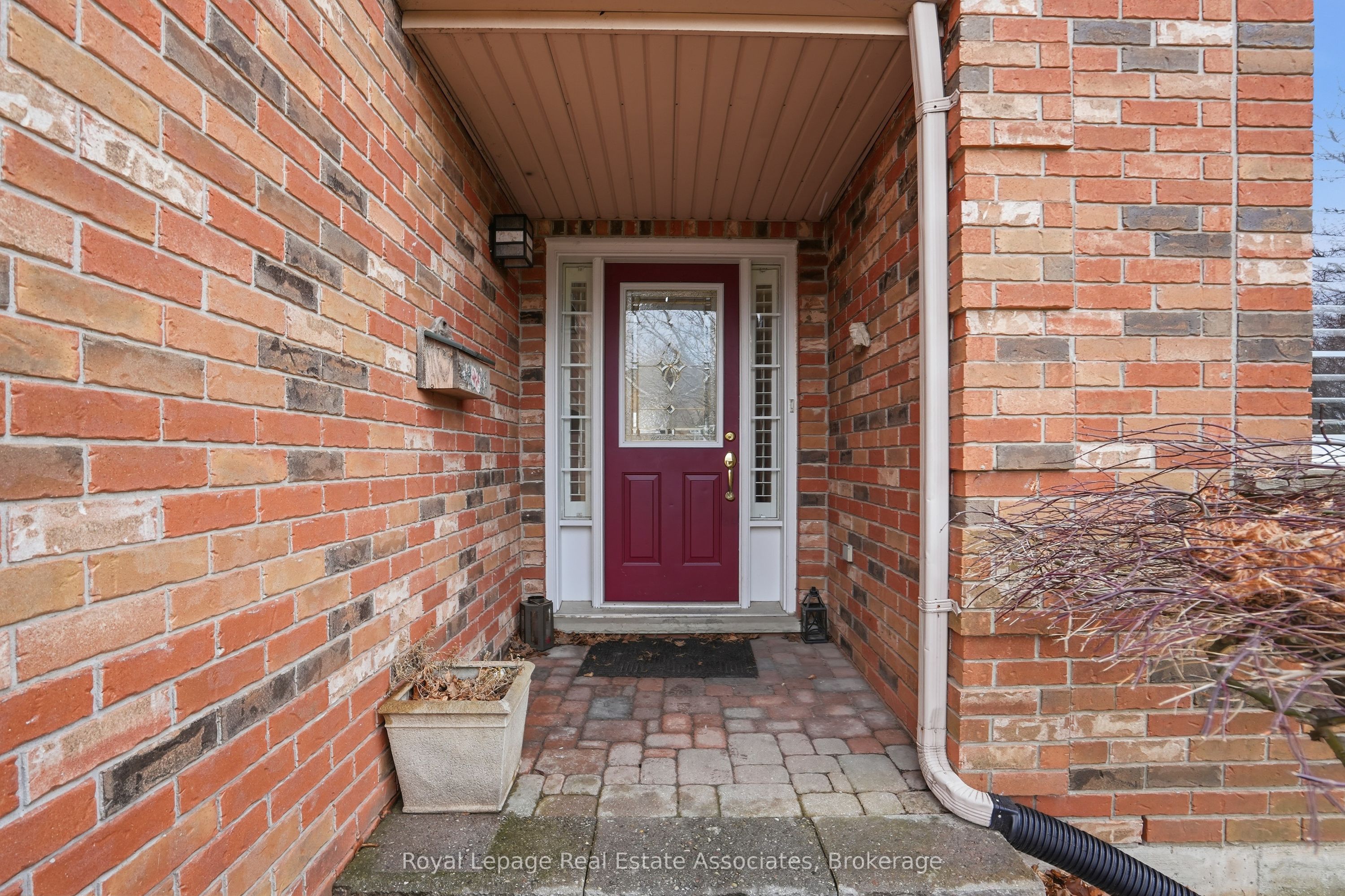 Additional image 2 of 486 Delaney Court, Burlington, ON, L7L 5T7