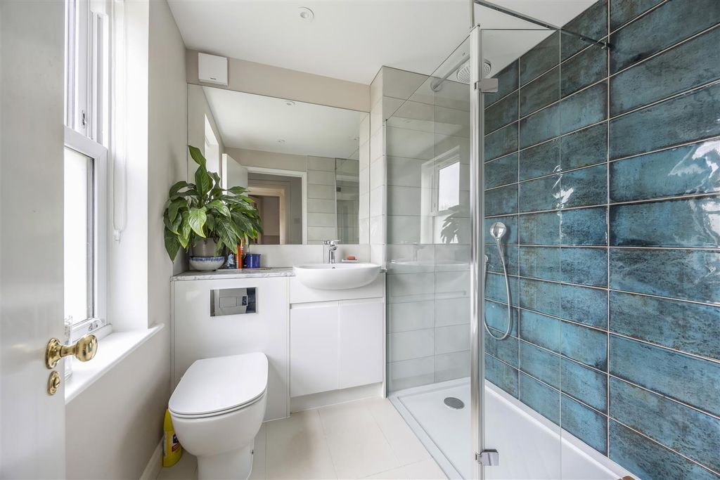 Additional image 17 of 4 bed semi-detached house for saleHarp Hill, Cheltenham GL52