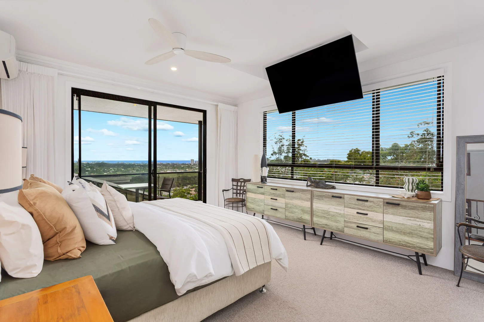 Additional image 15 of 50 Armada Crescent, Currumbin Waters QLD 4223