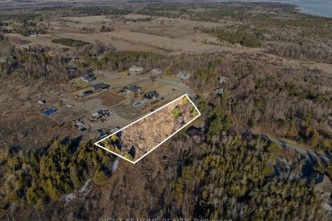 Additional image 4 of 1041 Julia Court, Ottawa, ON, K0A 1T0