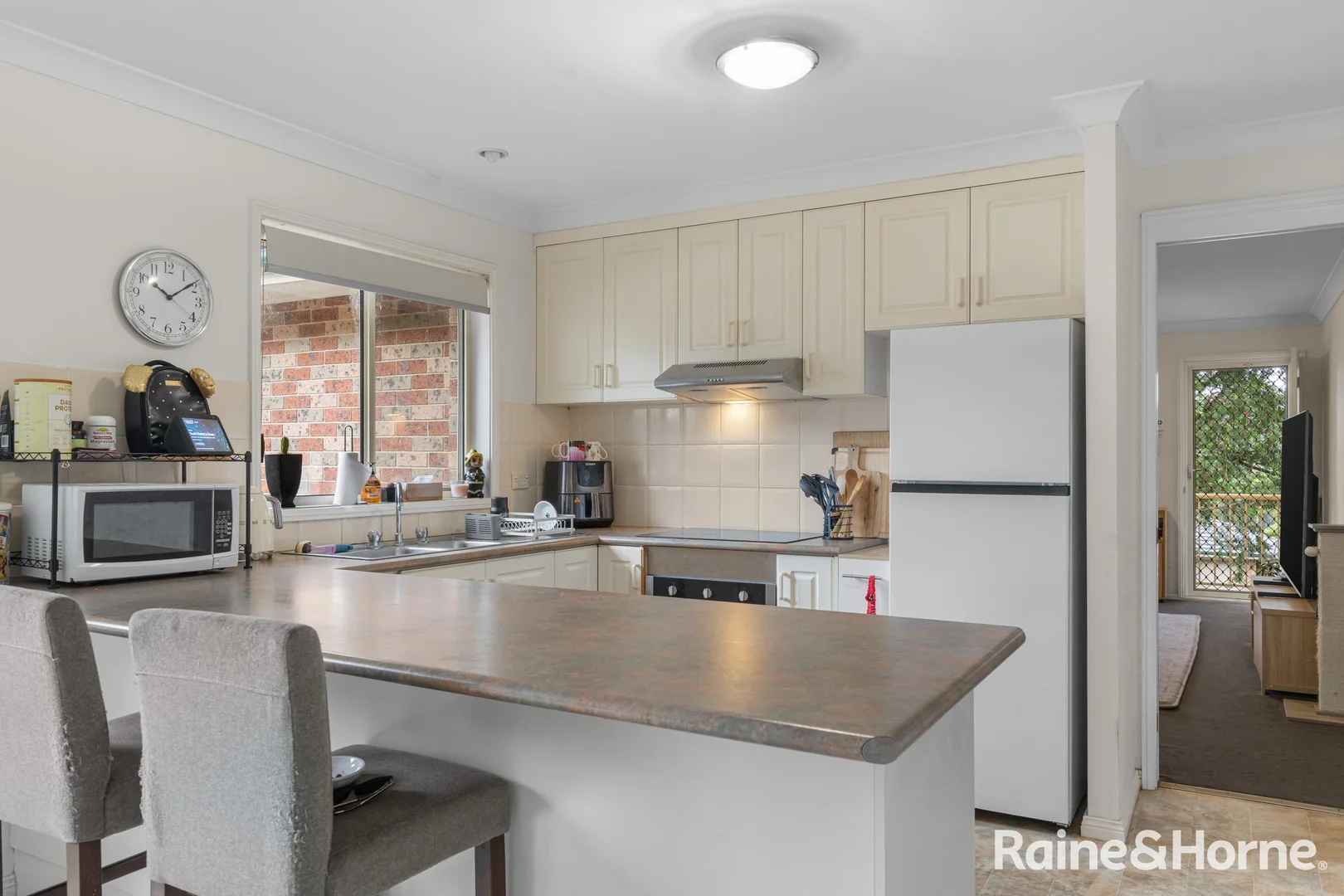Additional image 3 of 33 Richard Avenue, Mardi NSW 2259