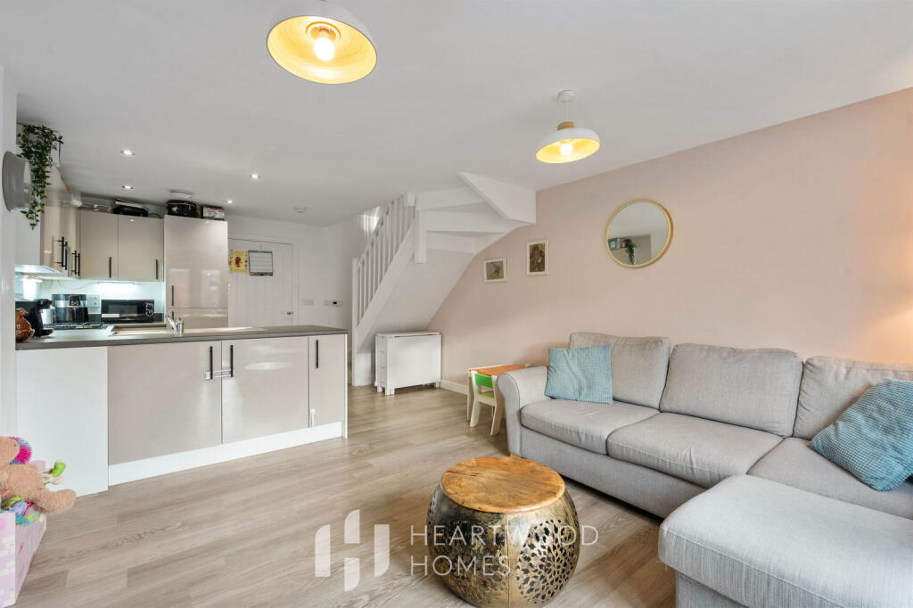 Additional image 4 of Kestrel Way, St Albans, AL4 0NT