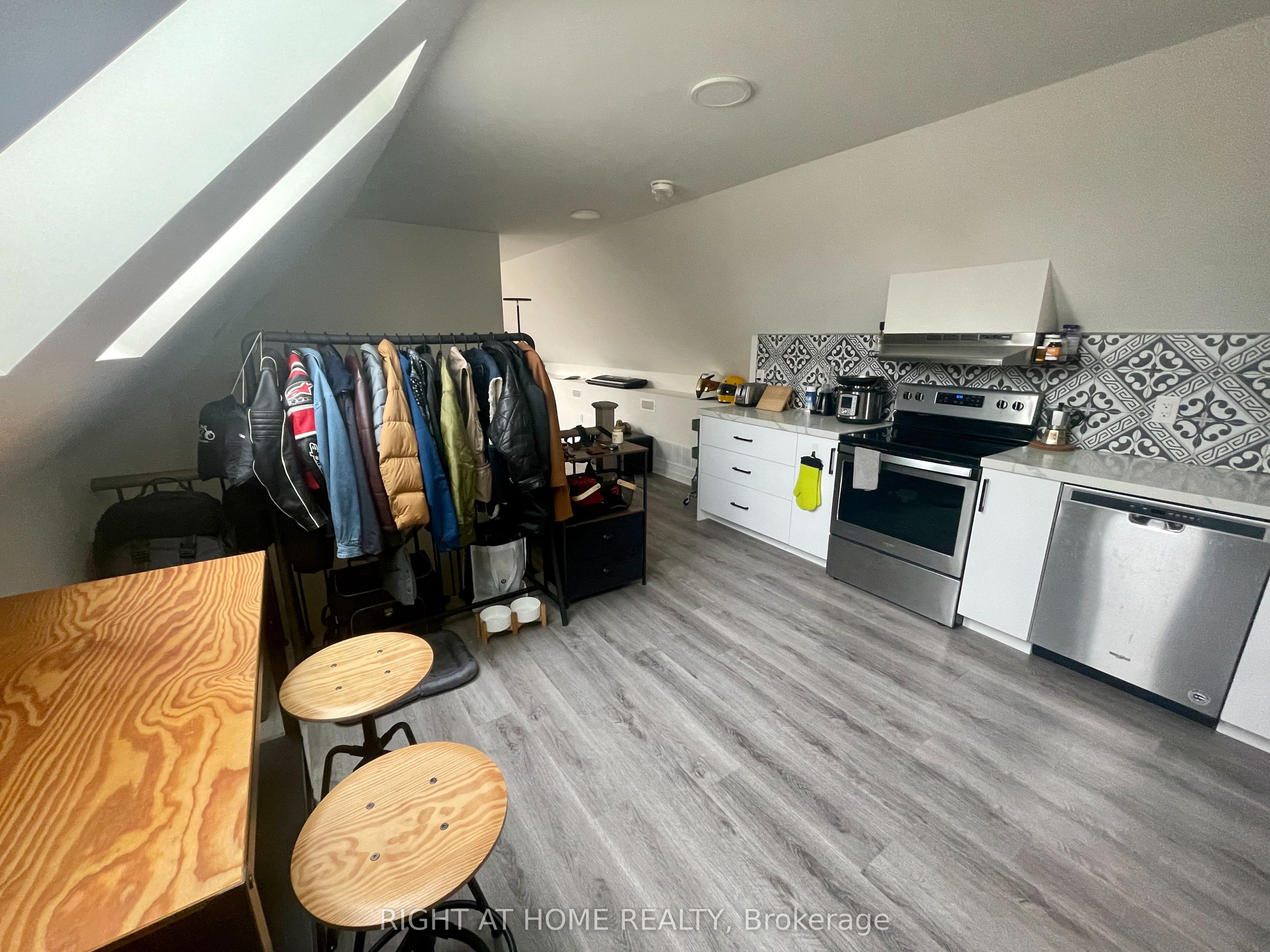 Additional image 6 of 4-1258 Broadview Avenue, Toronto, ON, M4K 2T4