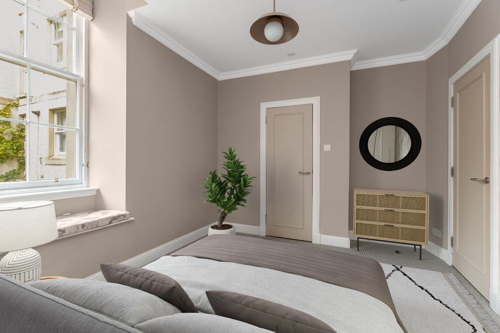 Additional image 6 of 2 bed flat for sale2/1 York Lane, New Town, Edinburgh EH1
