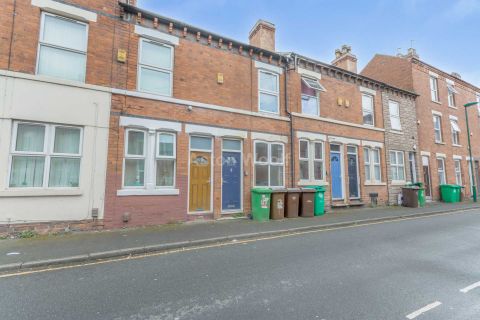 Wallan Street, Nottingham NG7