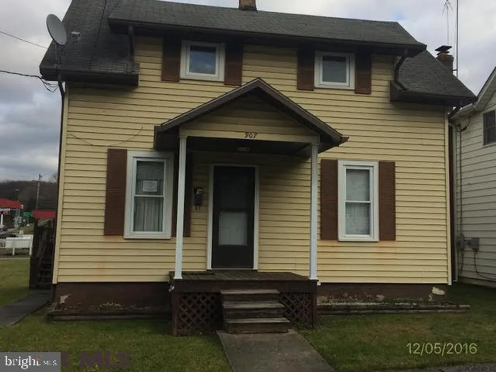 907 Good Street, Houtzdale, PA 16651
