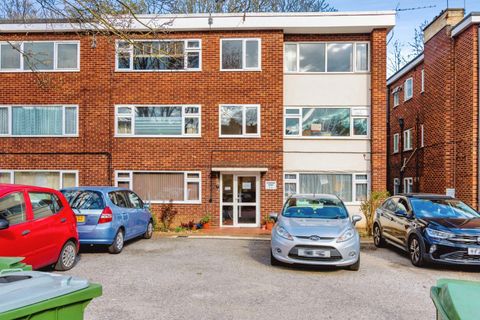 Woodside Road, Southampton, Hampshire SO17