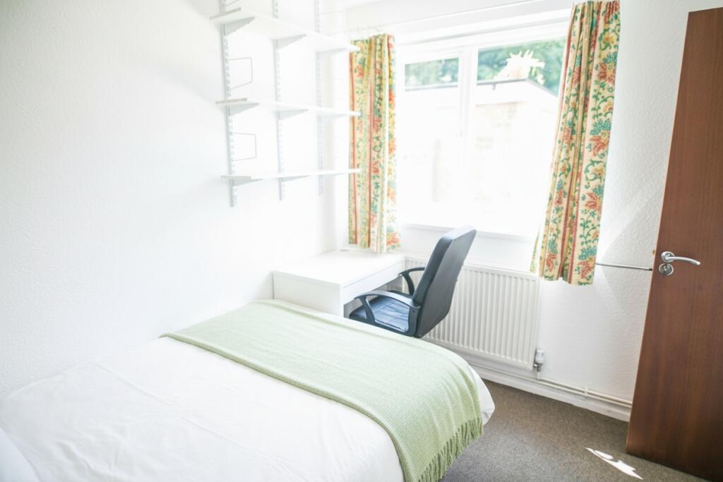 Additional image 8 of Poole Crescent - Copy, Harborne, West Midlands, B17