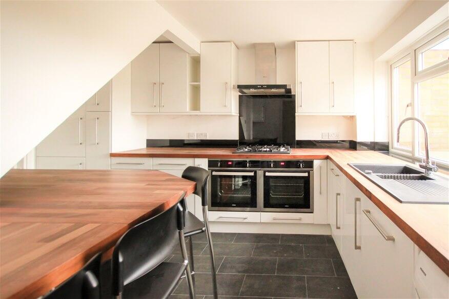 Additional image 7 of Lea Walk, Harpenden, AL5