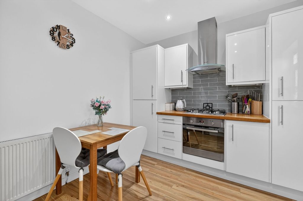 Additional image 3 of 2 bed flat for sale125 Brewland Street, Galston KA4