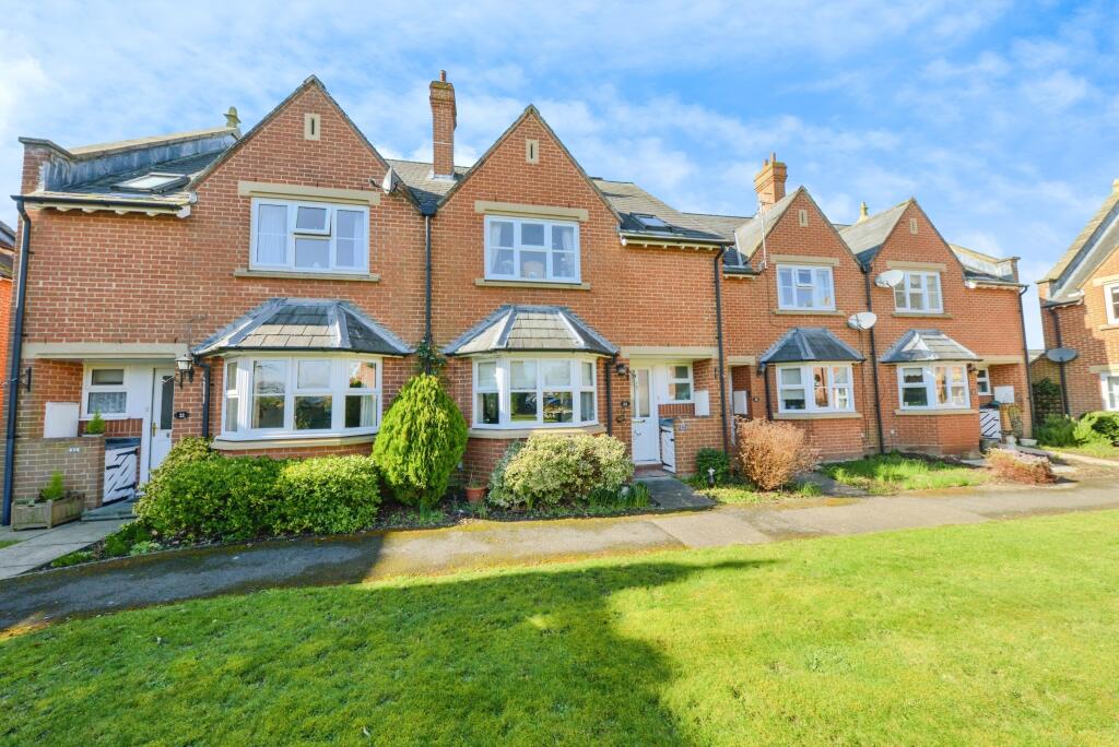 Ottway Walk, Welwyn, AL6