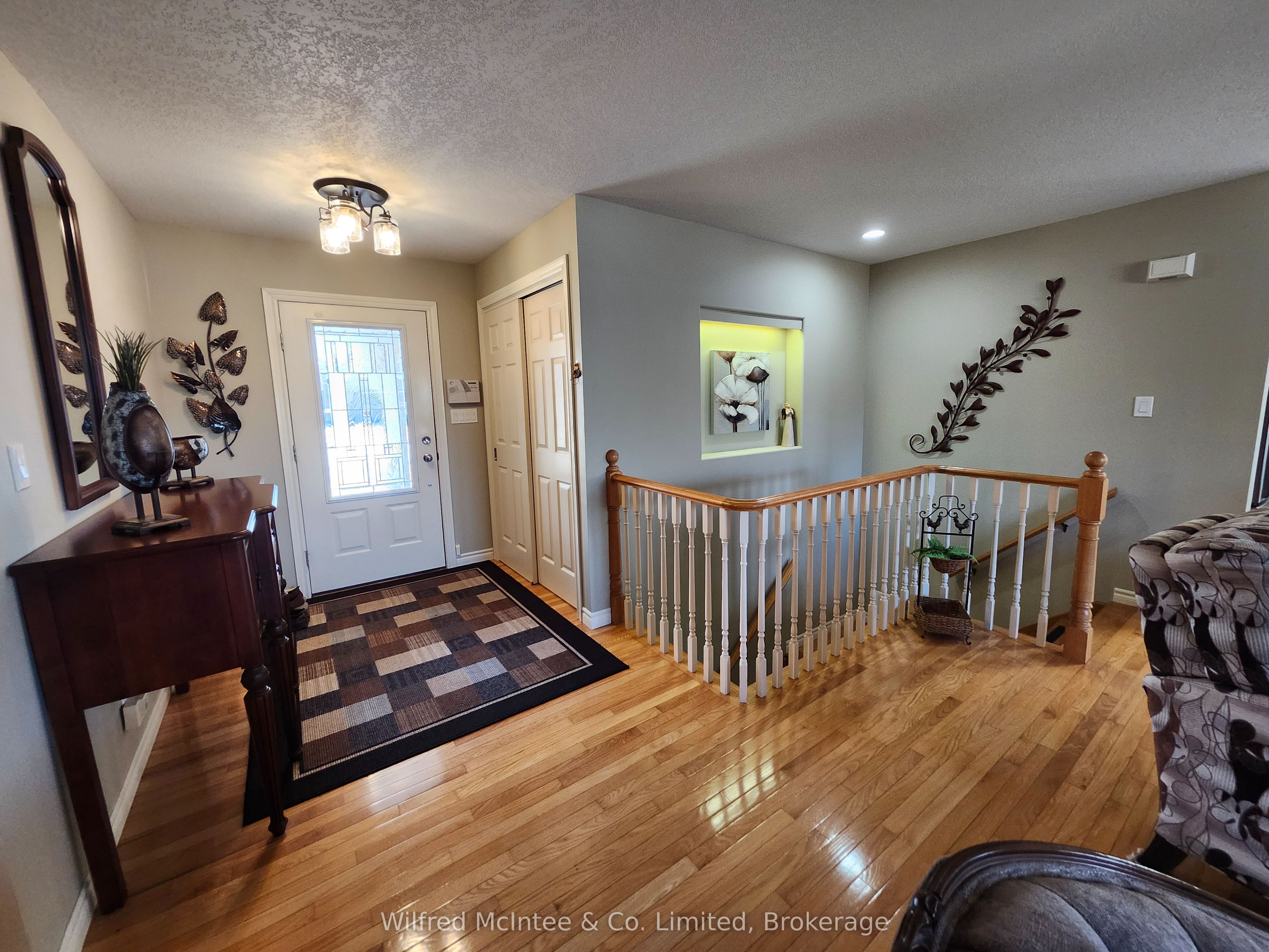 Additional image 3 of 230 4th Street Crescent, Hanover, ON, N4N 3S2