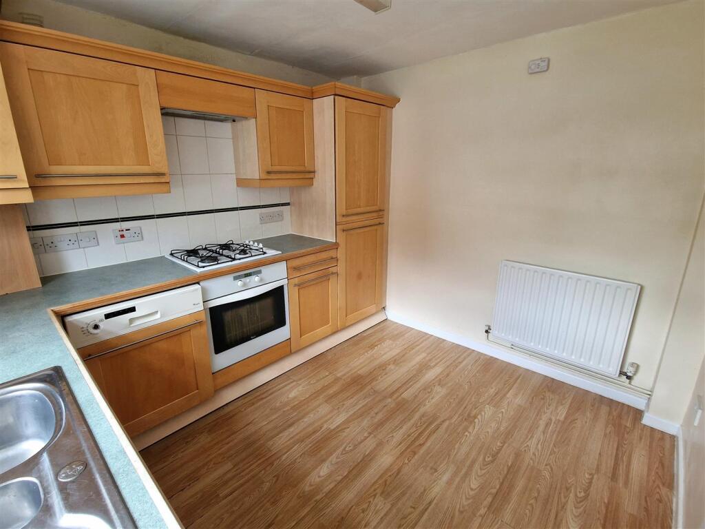Malt Close, Harborne, Birmingham photo 4