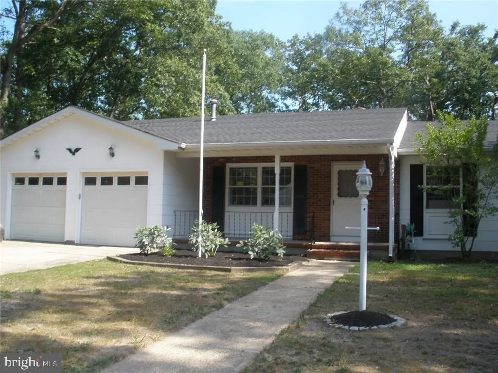 433 N Lake Barnegat Drive, Forked River, NJ 08731